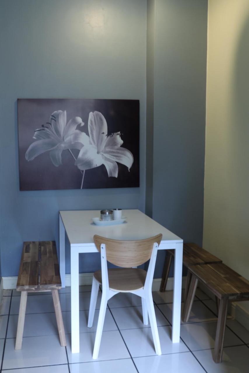 Tito'S Place At Eh11 2Db เอดินบะระ ภายนอก รูปภาพ